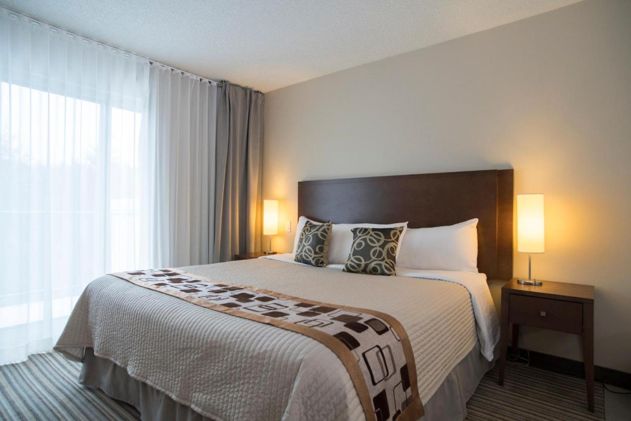Excelsior Hotel Spa Sainte-Adèle Екстериор снимка