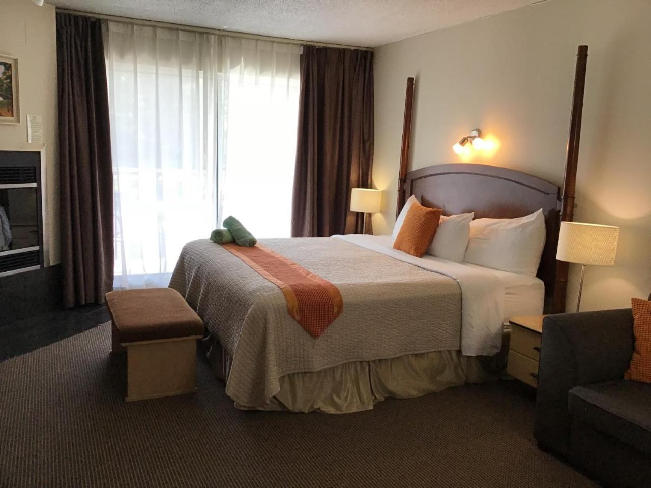 Excelsior Hotel Spa Sainte-Adèle Екстериор снимка